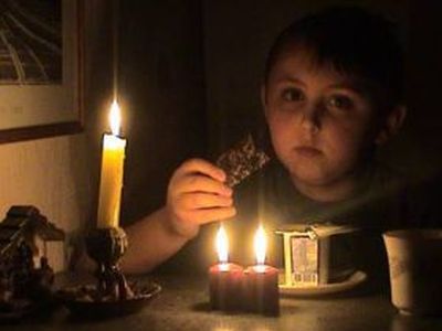 Освещение свечой. Фото: fotki.yandex.ru